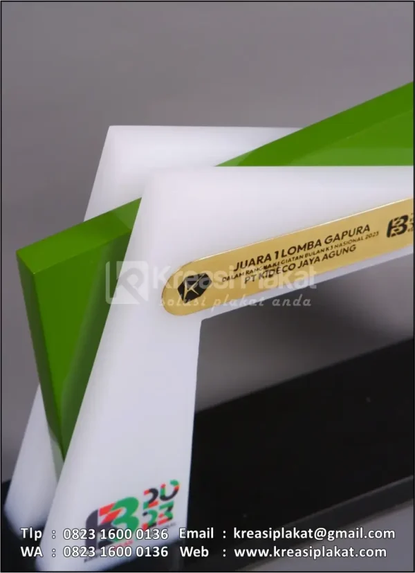 PA154 Plakat Akrilik Juara Lomba Gapura