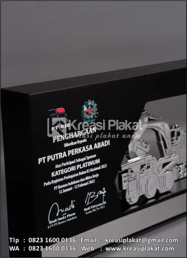 PL24 Plakat Logam Alat Berat Dump Truck & Excavator