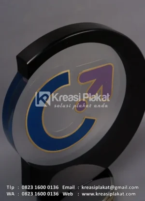 PR30 Plakat Resin Cosmos