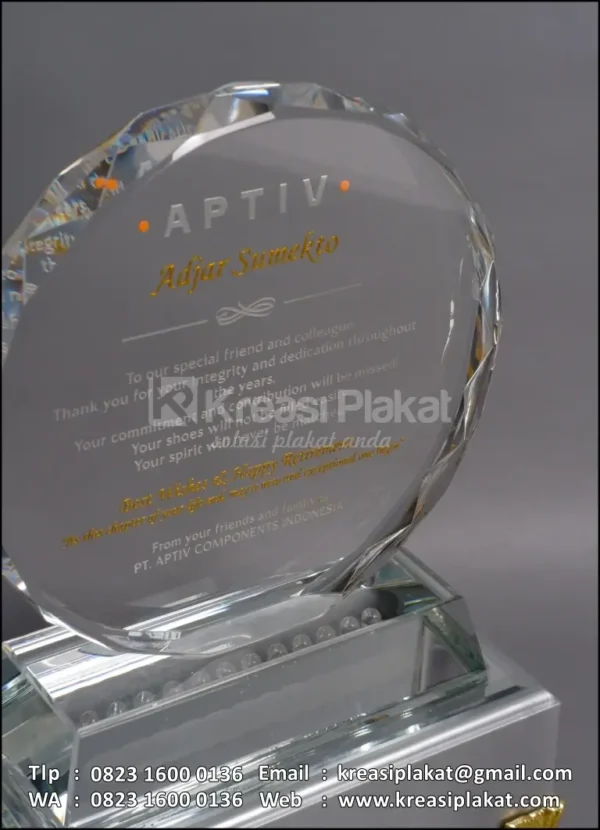 PCR28 Plakat Kristal Aptiv