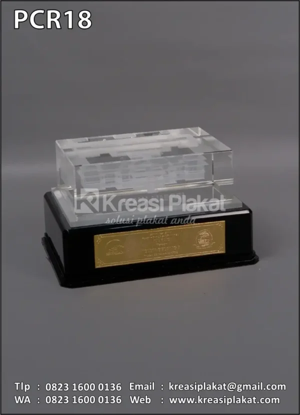 PCR18 Plakat Kristal Istana Maimun
