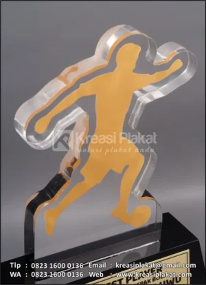 PA181 Plakat Akrilik Best Player Turnamen Sepak Bola Kapolres Luwu Cup