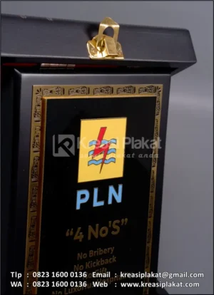 PK119 Plakat Kayu Box PLN 4No’S