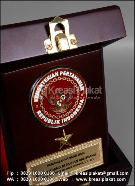 PK149 Plakat Kayu KAPUSLITBANG ALPALHAN BALITBANG