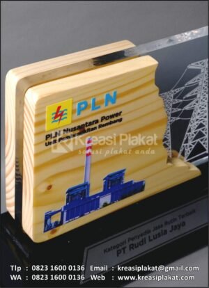 Detail PK155 Plakat Kayu Akrilik PLN Nusantara Power UP Rembang
