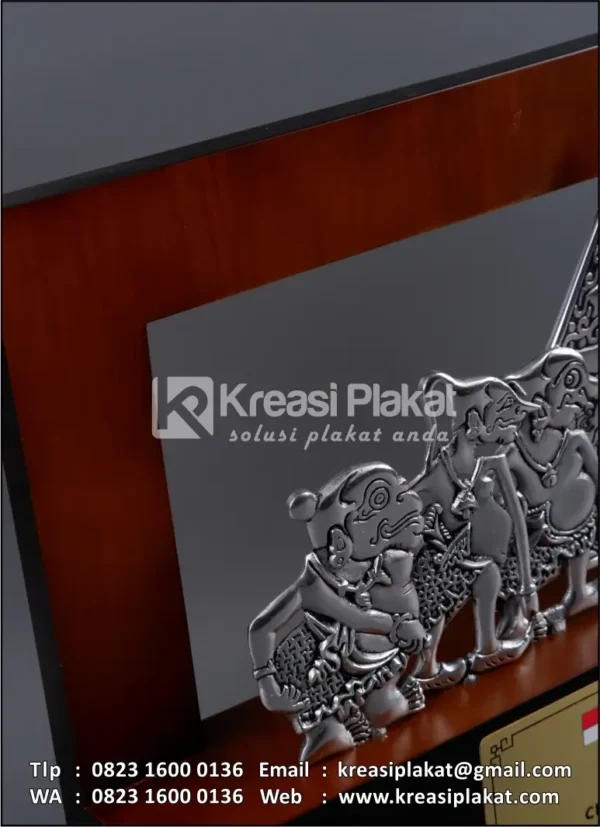 Detail PL27 Plakat Logam Aluminium Wayang Punakawan