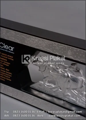PL43 Plakat Logam Aluminium Karapan Sapi IDClear