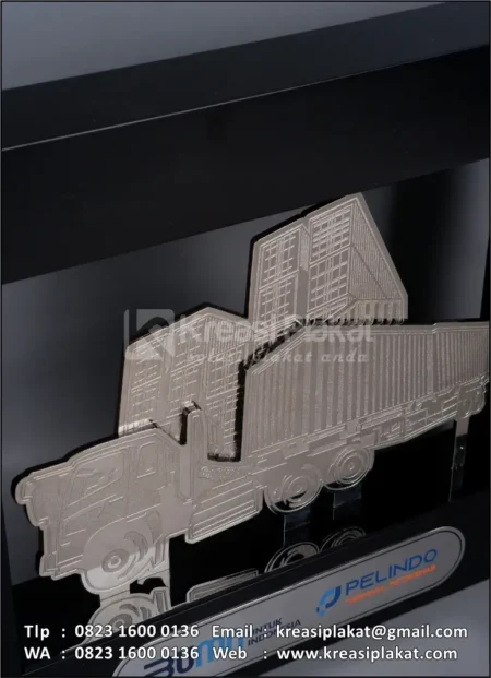PL63 Plakat Logam Pelindo Terminal Petikemas