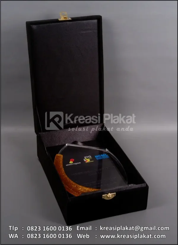 Box PA194 Plakat Akrilik HSSE Recognition Gold