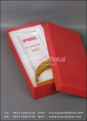 Box PCR35 Plakat Kristal FMC Best Partnership Sales