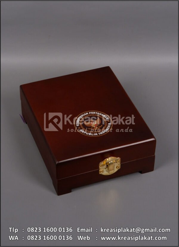 Box PK149 Plakat Kayu KAPUSLITBANG ALPALHAN BALITBANG