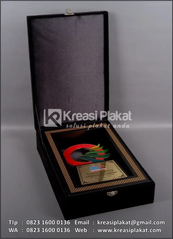 Box PL50 Plakat Logam Faco 5R Workshop Competition