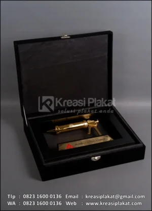 Box PL65 Plakat Logam Sika Sealant Gun