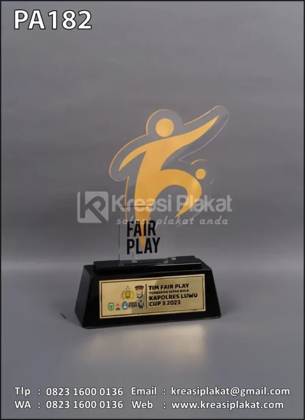 PA182 Plakat Akrilik Tim Fair Play Turnamen Sepak Bola Kapolres Luwu Cup