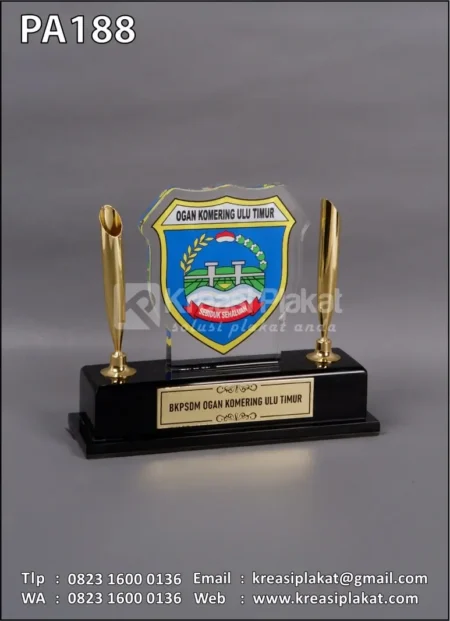 PA188 Plakat Akrilik Pen Holder BKPSDM Ogan Komering Ulu Timur