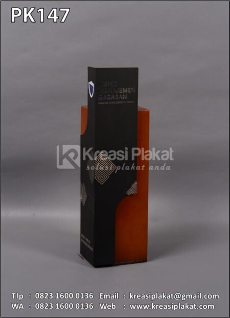 PK147 Plakat Kayu LPP RMG Risiko Manajemen Gagasan