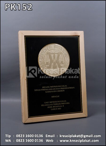PK152 Plakat Kayu Bidang Metrologi Legal Disperindag