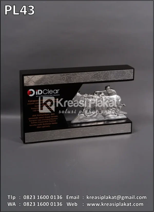 PL43 Plakat Logam Aluminium Karapan Sapi IDClear