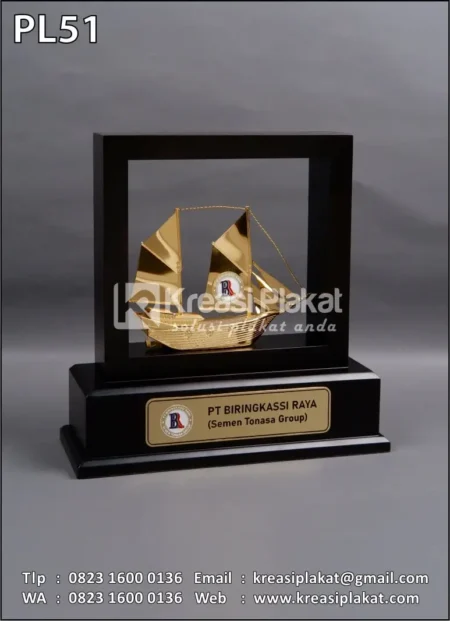 PL51 Plakat Logam Kapal Pinisi PT Biringkassi Raya