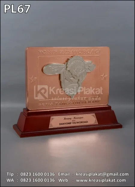 PL67 Plakat Logam Yonif 725/Woroagi