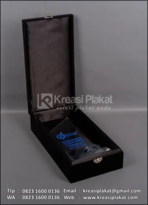 Box PA202 Plakat Akrilik Danareksa Golf Tournament