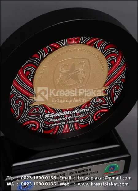 PK175 Plakat Kayu Bulat Serikat Pekerja Pertamina