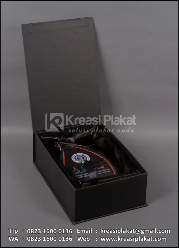 Box PA209 Plakat Akrilik Pendidikan Biologi UAD