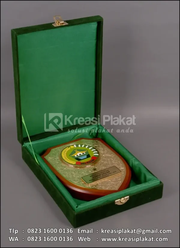 Box PK167 Plakat Kayu Kenang Kenangan Korem 033/WP