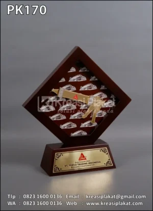 PK170 Plakat Kayu Sika Best Growth