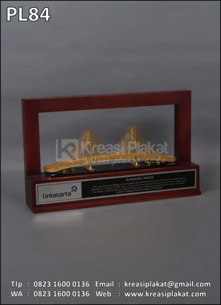 PL84 Plakat Logam Frame Jembatan Suramadu