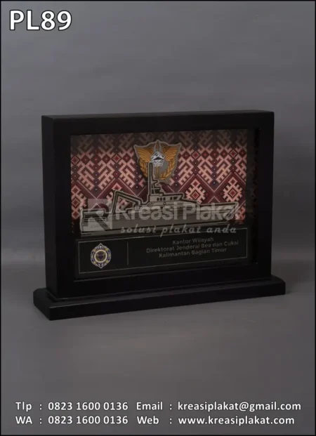 PL89 PLakat Logam Bea Cukai Kalimantan Bagian Timur