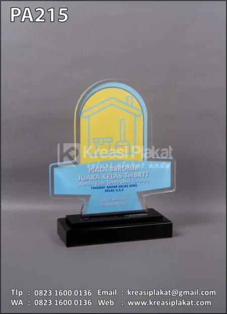 PA215 Plakat Akrilik Juara Kelas TerBRTT