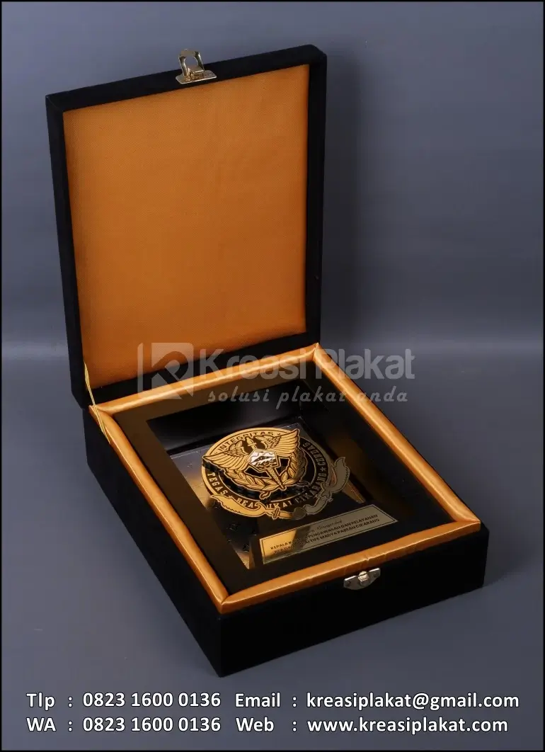 Box PL92 Plakat Logam Bea Cukai Cikarang