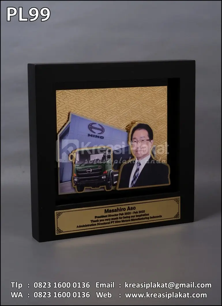 PL99 Plakat Logam Hino Motors Manufacturing Indonesia